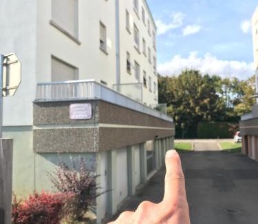 Saint-Louis Apartment | Studio T à 5mn euro airport avec terrasse