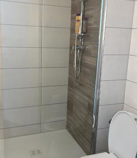 Saint-Louis Apartment | Studio T à 5mn euro airport avec terrasse