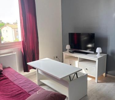 Beziers Apartment | Studio tout équipé pour 2 a 15 minutes de valras plage