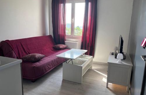Beziers Apartment | Studio tout équipé pour 2 a 15 minutes de valras plage