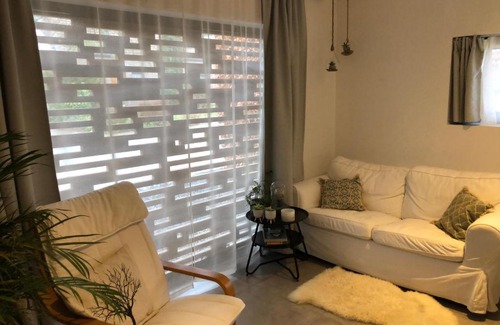 Beaufays House | Studio tout neuf. Court séjour, loisirs, professionnel