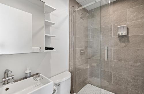 University Heights House | Studio Verde- Free Parking, Central