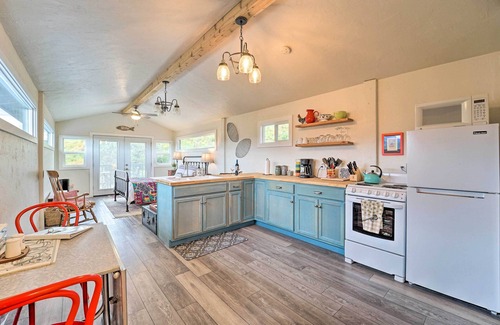 Mancos Apartment | Studio w/Mountain Views < 30 Min to Durango!