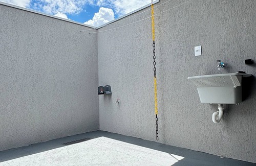 Nova Andradina House | Studio with garage near main avenue