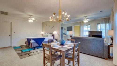 Thunderbolt House | Studio with Gazebo-Swanky Savannah Style