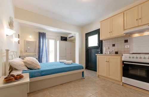 Agia Anna Hotel | Studios Farma