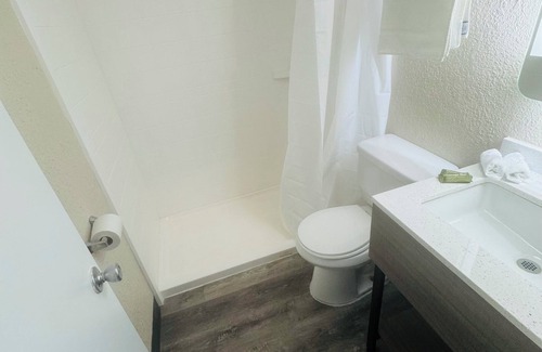 Norfolk - Virginia Beach Hotel | Studios & Suites 4 Less Virginia Beach
