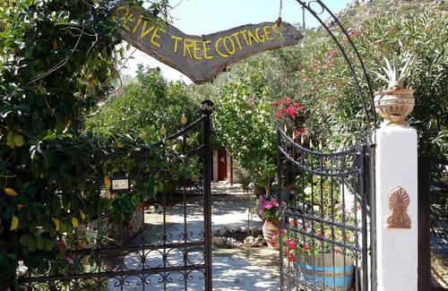 Kantanos-Selino Cottage | Stunning 2-Bedrooms private Cottage in Palaiochora