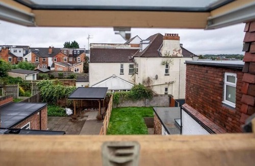 Birmingham Apartment | Stunning 1-bed Studio in Birmingham