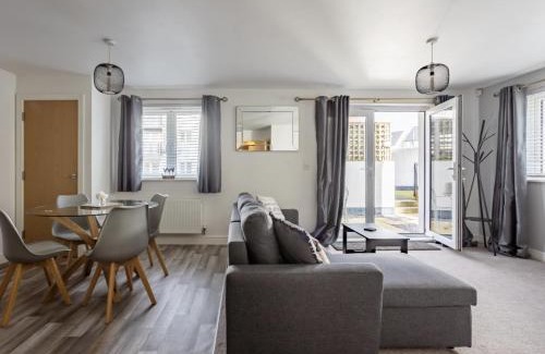 Liverton Apartment | Stunning 2-Bed Apartment in Newton Abbot