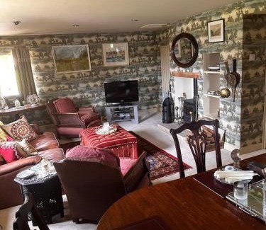 Croxton Kerrial Apartment | Stunning 2 bed Flat Near Belvoir Castle