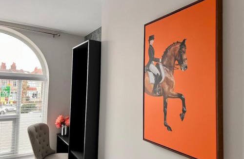 Liverpool Apartment | Stunning 2 bedroomed apartment on Allerton Road, Sleeps 4