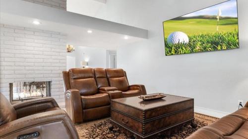 Villa La Playa House | Stunning 3-Bdrm in Great location wPool