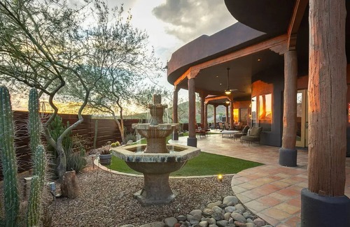 North Gateway House | Stunning 3-bedroom house with fitness room, hot tub and scenic views in Phoenix!