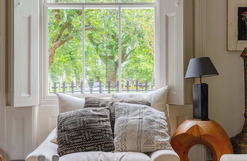 Hackney Apartment | Stunning 3BD House by Broadway Market!