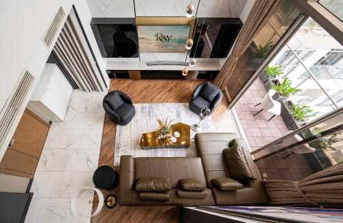 Bach Dang Riverside Apartment | Stunning 4-Bed 300m Penthouse with Panoramic View at centre