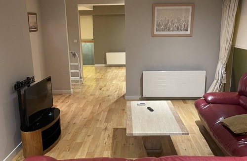 Glasgow Westend Apartment | Stunning 4-bed Apartment in Glasgow West end