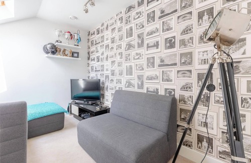 Clapton House | Stunning 4BD House, Clapton!