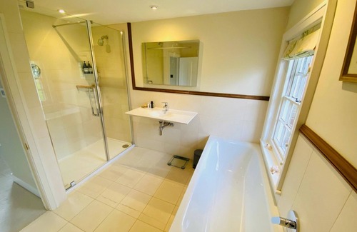 Abbess Roding House | Stunning 6-bed country house with heated pool.