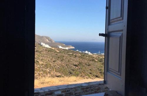 Antiparos Villa | Stunning Antiparos Villa 3 Bedrooms Villa Kamino Breathtaking Sea Views & Private Infinity Pool Agios Georgios
