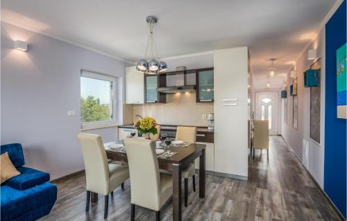 Nenadici Apartment | Stunning Apartment In Krk With Wifi