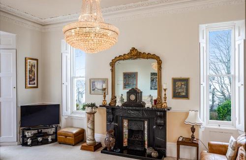 Torquay Apartment | Stunning Apartment in Victorian Villa with Garden