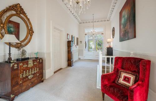 Torquay Apartment | Stunning Apartment in Victorian Villa with Garden