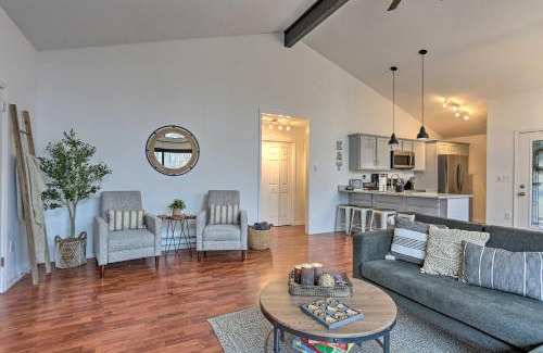 Bushkill House | Stunning Bushkill Getaway with Deck, 8 Mi to Skiing!