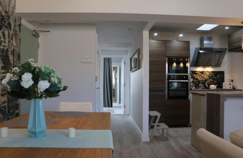 Cotham Apartment | Stunning Clifton flat in amazing central location
