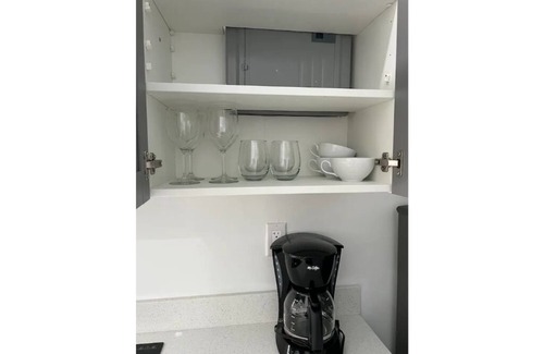Hialeah Apartment | Stunning Deluxe Studio