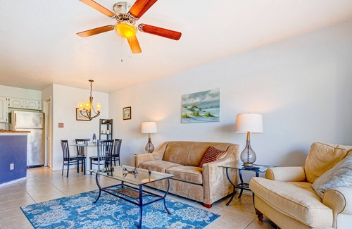 Ocean Side Village Apartment | Stunning dog-friendly apartment with hot tub, pool, W/D, fitness room, & kitchen