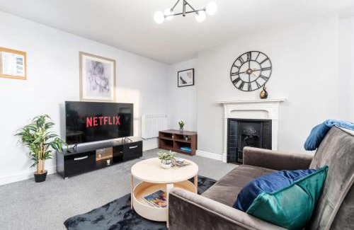 Doncaster Apartment | Stunning Doncaster City Centre Apartment, with 2 Double beds