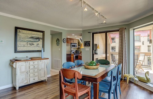 Shelter Cove Villa | Stunning, family-friendly condo w/shared pool & breathtaking deep water views