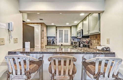 Fernandina Beach Condo | Stunning First-Floor Turtle Dunes Villa! Just Steps from Pool and Ocean!