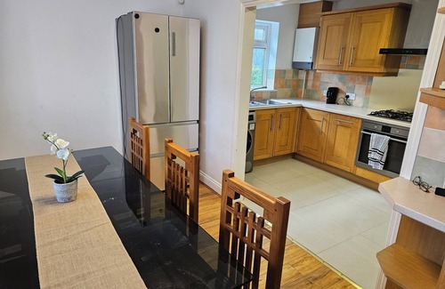 Carshalton Central House | Stunning four bedroom family home in Carshalton.