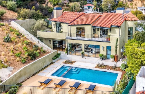 Beachwood Canyon Villa | Stunning Hollywood Hills Modern Mediterrean Villa - newly renovated!