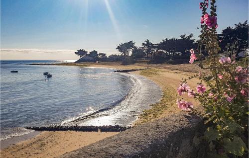 Noirmoutier-en-l'Ile House | Stunning Home In Noirmoutier En Lile