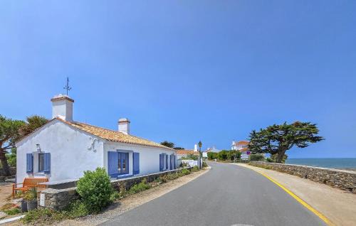 Noirmoutier-en-l'Ile House | Stunning Home In Noirmoutier En Lile