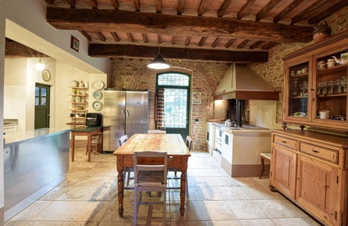 Asciano House | Stunning home in Asciano