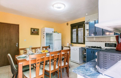 Alcala la Real House | Stunning home in Alcala la Real