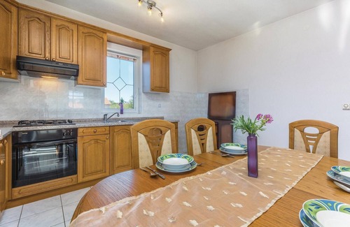 Kapelica House | Stunning home in Kapelica with WiFi