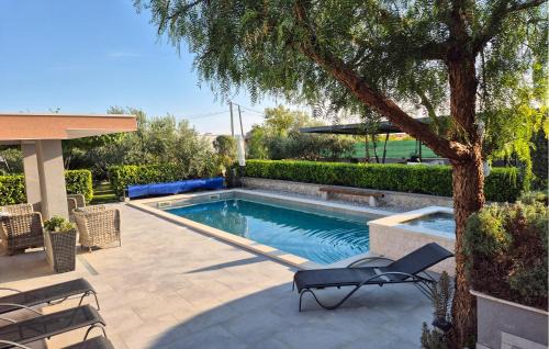 Kastela House | Stunning Home In Kastel Stari