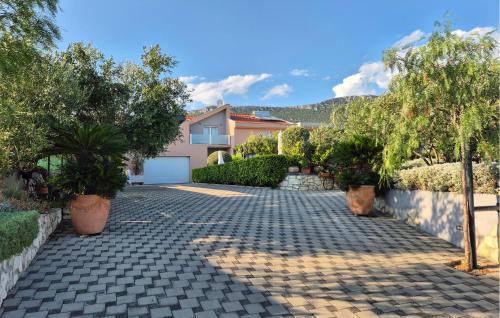 Kastela House | Stunning Home In Kastel Stari