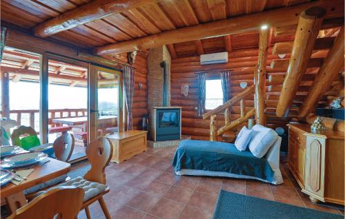 Novi Marof House | Stunning Home In Novi Marof With Sauna