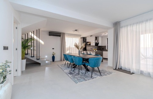 Privlaka House | Stunning home in Privlaka