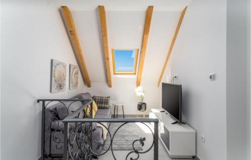 Stanici House | Stunning Home In Stanici