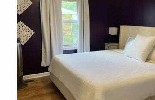 New Lisbon House | Stunning home with in ground pool, hot tub, bocce court, gourmet granite kitchen