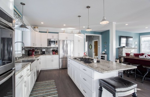 York Beach House | Stunning home with ocean views & quick walk to beaches.