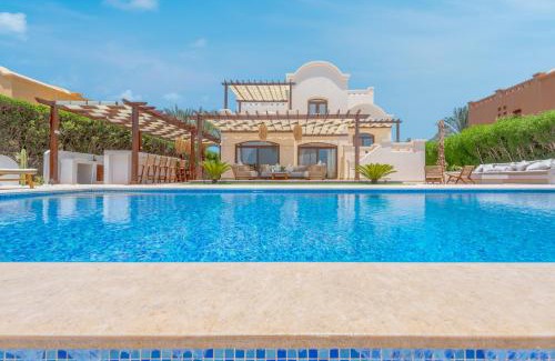 El Gouna Villa | Stunning Luxurious 5 BR Villa at West Golf El Gouna