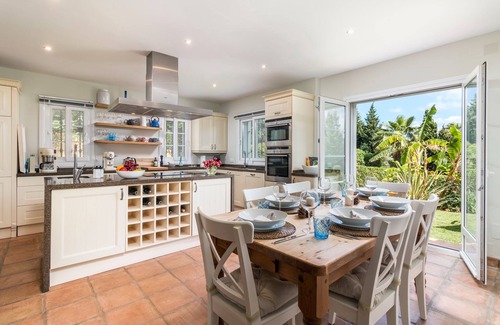 San Roque Villa | Stunning luxury villa - large pool, very private gardens & 4 gorgeous bedrooms!